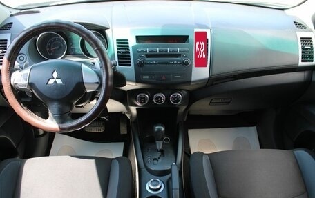 Mitsubishi Outlander III рестайлинг 3, 2012 год, 990 000 рублей, 19 фотография