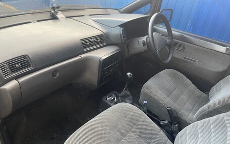 Nissan Prairie III, 1991 год, 70 000 рублей, 7 фотография