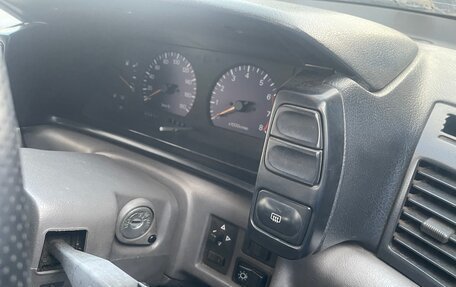 Nissan Prairie III, 1991 год, 70 000 рублей, 10 фотография