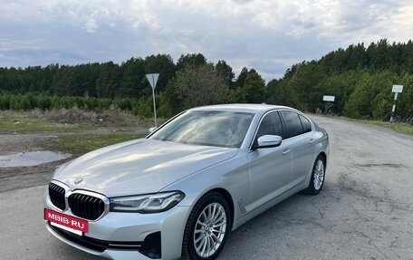 BMW 5 серия, 2021 год, 4 100 000 рублей, 3 фотография
