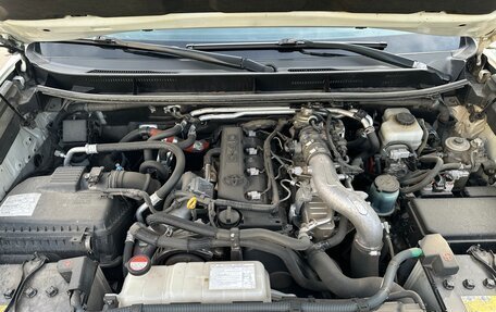 Toyota Land Cruiser Prado 150 рестайлинг 2, 2014 год, 4 500 000 рублей, 9 фотография