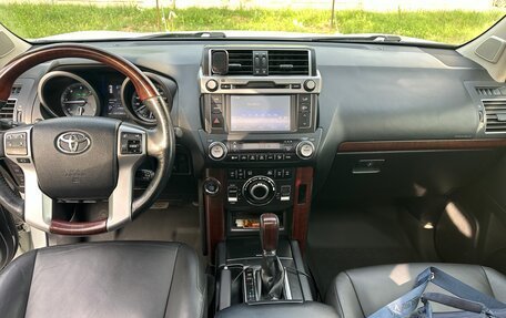 Toyota Land Cruiser Prado 150 рестайлинг 2, 2014 год, 4 500 000 рублей, 7 фотография