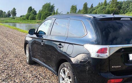 Mitsubishi Outlander III рестайлинг 3, 2012 год, 1 342 000 рублей, 3 фотография