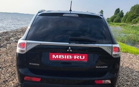 Mitsubishi Outlander III рестайлинг 3, 2012 год, 1 342 000 рублей, 5 фотография