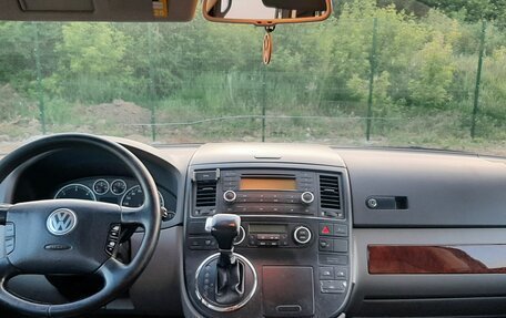 Volkswagen Multivan T5, 2006 год, 1 300 000 рублей, 15 фотография
