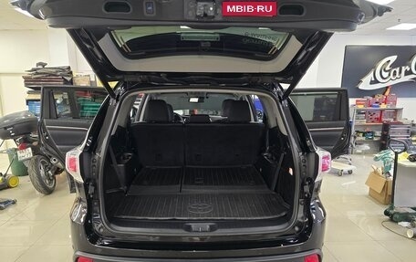 Toyota Highlander III, 2014 год, 3 620 000 рублей, 8 фотография