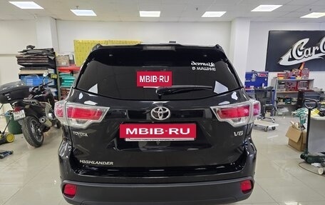 Toyota Highlander III, 2014 год, 3 620 000 рублей, 6 фотография