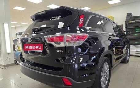 Toyota Highlander III, 2014 год, 3 620 000 рублей, 7 фотография