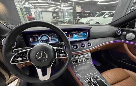 Mercedes-Benz E-Класс, 2019 год, 3 650 000 рублей, 7 фотография