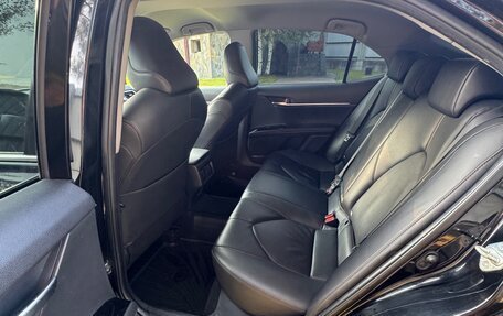 Toyota Camry, 2019 год, 1 750 000 рублей, 9 фотография