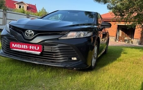 Toyota Camry, 2019 год, 1 750 000 рублей, 15 фотография