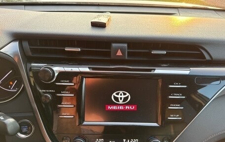 Toyota Camry, 2019 год, 1 750 000 рублей, 18 фотография