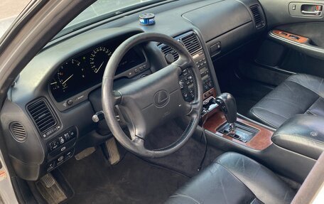 Lexus LS III, 1994 год, 865 000 рублей, 2 фотография