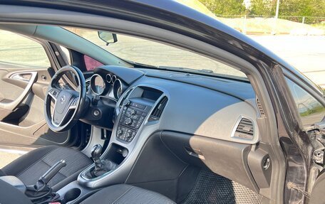 Opel Astra J, 2014 год, 1 050 000 рублей, 18 фотография