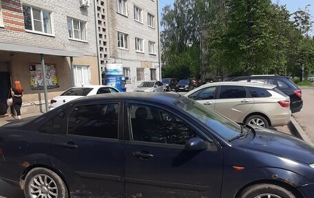 Ford Focus IV, 2004 год, 180 000 рублей, 2 фотография