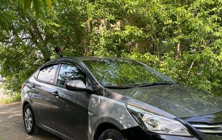 Hyundai Solaris II рестайлинг, 2016 год, 635 000 рублей, 2 фотография