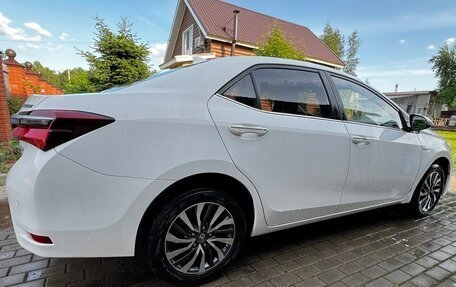 Toyota Corolla, 2019 год, 2 199 000 рублей, 3 фотография