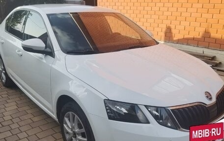 Skoda Octavia, 2017 год, 1 630 000 рублей, 2 фотография