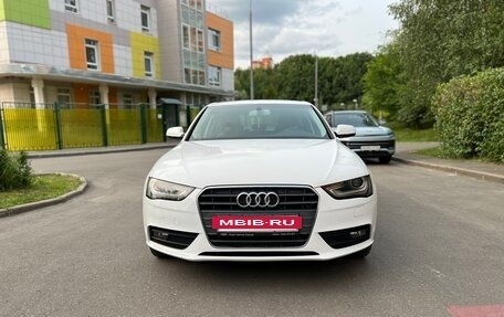 Audi A4, 2015 год, 1 820 000 рублей, 6 фотография