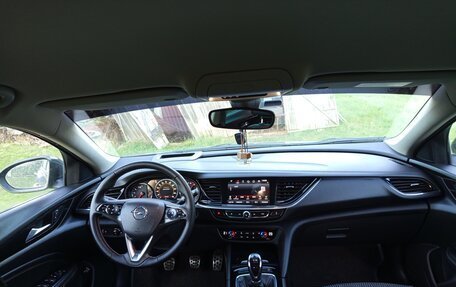Opel Insignia II рестайлинг, 2018 год, 1 730 000 рублей, 3 фотография