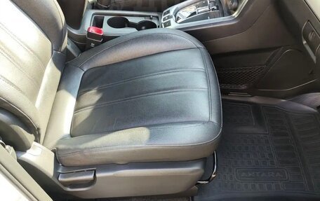 Opel Antara I, 2013 год, 1 620 000 рублей, 29 фотография