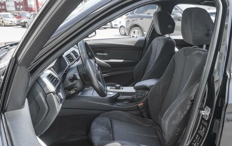 BMW 3 серия, 2017 год, 2 835 000 рублей, 10 фотография