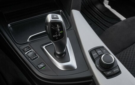 BMW 3 серия, 2017 год, 2 835 000 рублей, 12 фотография