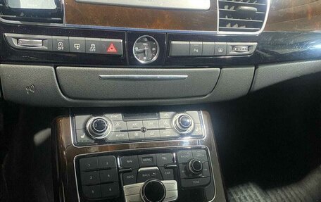 Audi A8, 2014 год, 2 050 000 рублей, 11 фотография