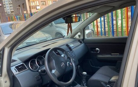 Nissan Tiida, 2010 год, 875 000 рублей, 3 фотография