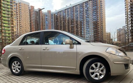 Nissan Tiida, 2010 год, 875 000 рублей, 4 фотография