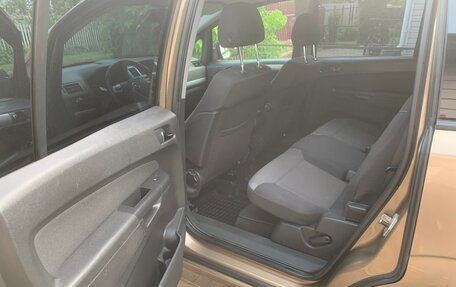 Opel Zafira B, 2012 год, 890 000 рублей, 11 фотография