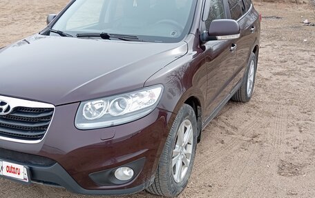Hyundai Santa Fe III рестайлинг, 2011 год, 1 395 000 рублей, 2 фотография