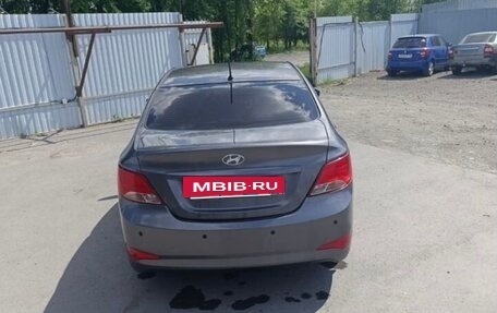 Hyundai Solaris II рестайлинг, 2015 год, 950 000 рублей, 4 фотография