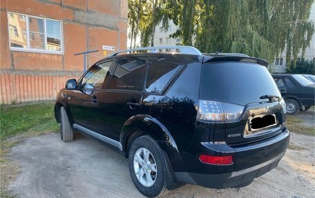 Mitsubishi Outlander III рестайлинг 3, 2008 год, 900 000 рублей, 21 фотография