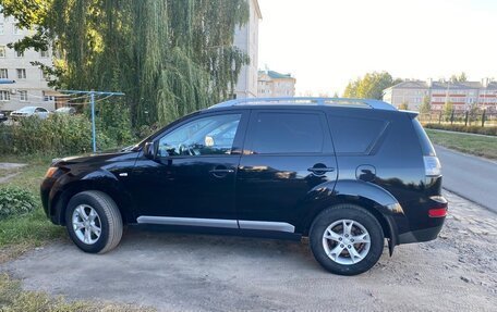 Mitsubishi Outlander III рестайлинг 3, 2008 год, 900 000 рублей, 20 фотография