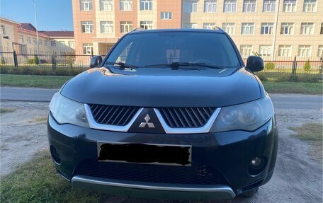 Mitsubishi Outlander III рестайлинг 3, 2008 год, 900 000 рублей, 16 фотография