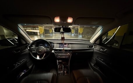 KIA Optima IV, 2018 год, 2 350 000 рублей, 10 фотография