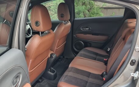 Honda Vezel, 2019 год, 2 250 000 рублей, 10 фотография