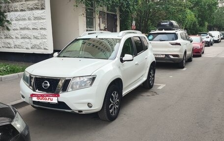 Nissan Terrano III, 2017 год, 1 400 000 рублей, 2 фотография