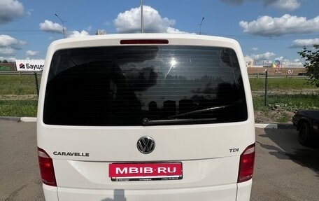 Volkswagen Caravelle T6 рестайлинг, 2016 год, 2 200 000 рублей, 3 фотография