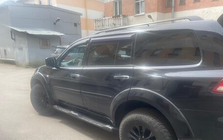 Mitsubishi Pajero Sport II рестайлинг, 2015 год, 2 300 000 рублей, 6 фотография