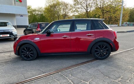 MINI Hatch, 2018 год, 1 990 000 рублей, 3 фотография