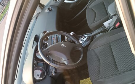Peugeot 408 I рестайлинг, 2013 год, 620 000 рублей, 11 фотография