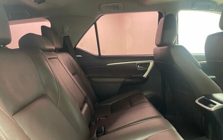 Toyota Fortuner II, 2017 год, 2 845 000 рублей, 13 фотография