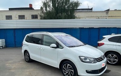 Volkswagen Sharan II, 2017 год, 2 250 000 рублей, 1 фотография