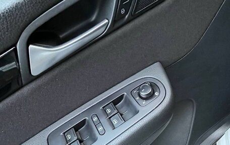 Volkswagen Sharan II, 2017 год, 2 250 000 рублей, 17 фотография
