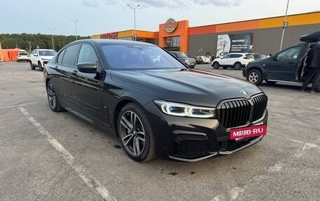 BMW 7 серия, 2021 год, 9 800 000 рублей, 2 фотография