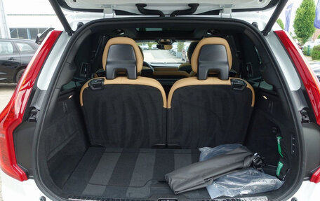 Volvo XC90 II рестайлинг, 2024 год, 7 735 000 рублей, 13 фотография