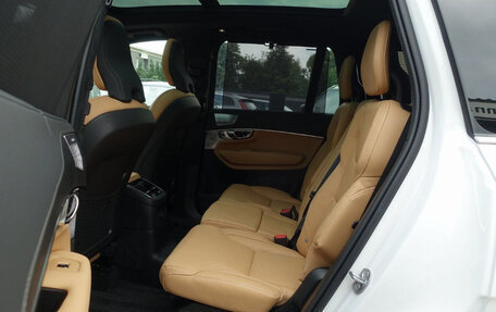 Volvo XC90 II рестайлинг, 2024 год, 7 735 000 рублей, 11 фотография