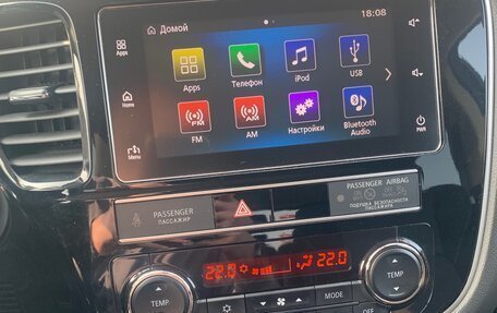 Mitsubishi Outlander III рестайлинг 3, 2019 год, 2 200 000 рублей, 13 фотография